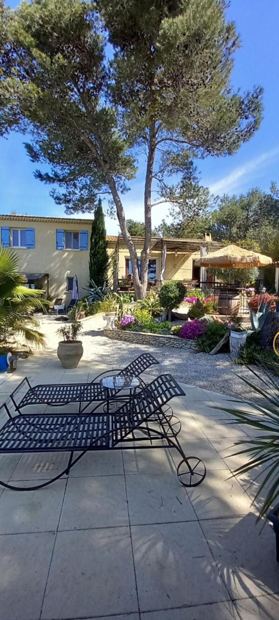 Bed and Breakfast Les Coronilles Бокер Экстерьер фото